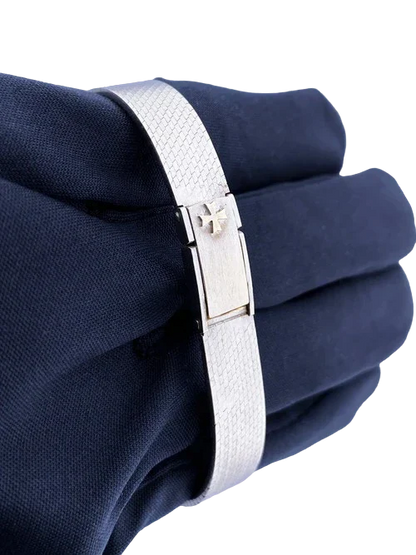 Vacheron Constantin Geneve Sapphire Dial Faceted Crystal Ladies Watch